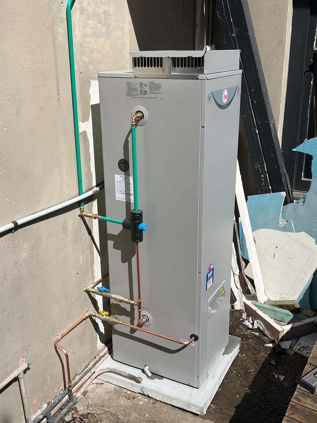 Heat pump hot water